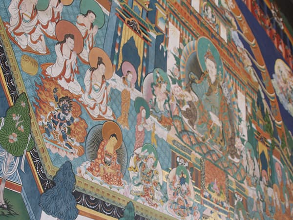 ブムタン地方の寺院に描かれた壁画